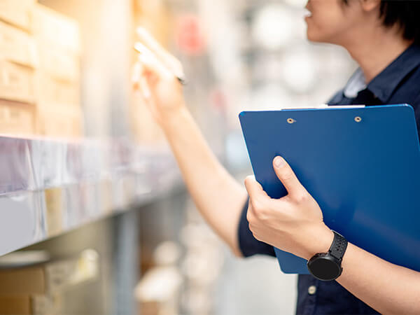 worker taking inventory